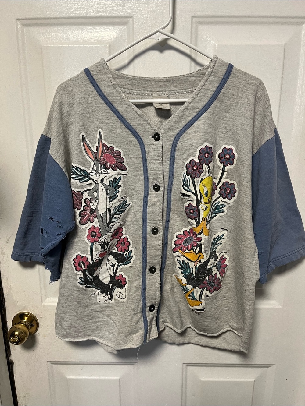 Vintage Looney Tunes Grey & Blue Womens  Baseball-Style Top distressed detail L
